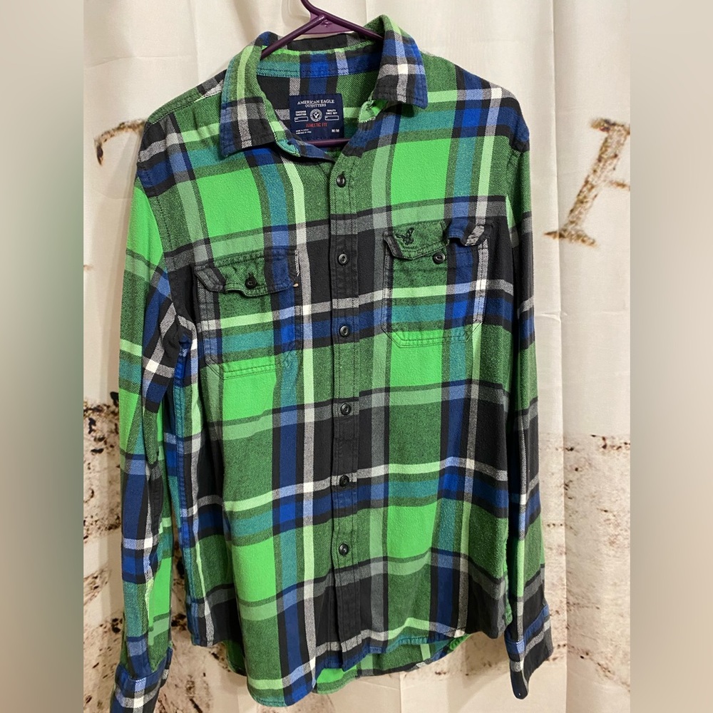 Mens AE Sz M flannel